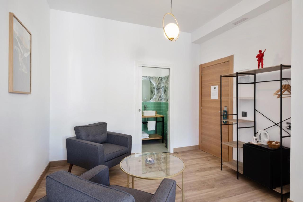 Malaga City Suites Εξωτερικό φωτογραφία