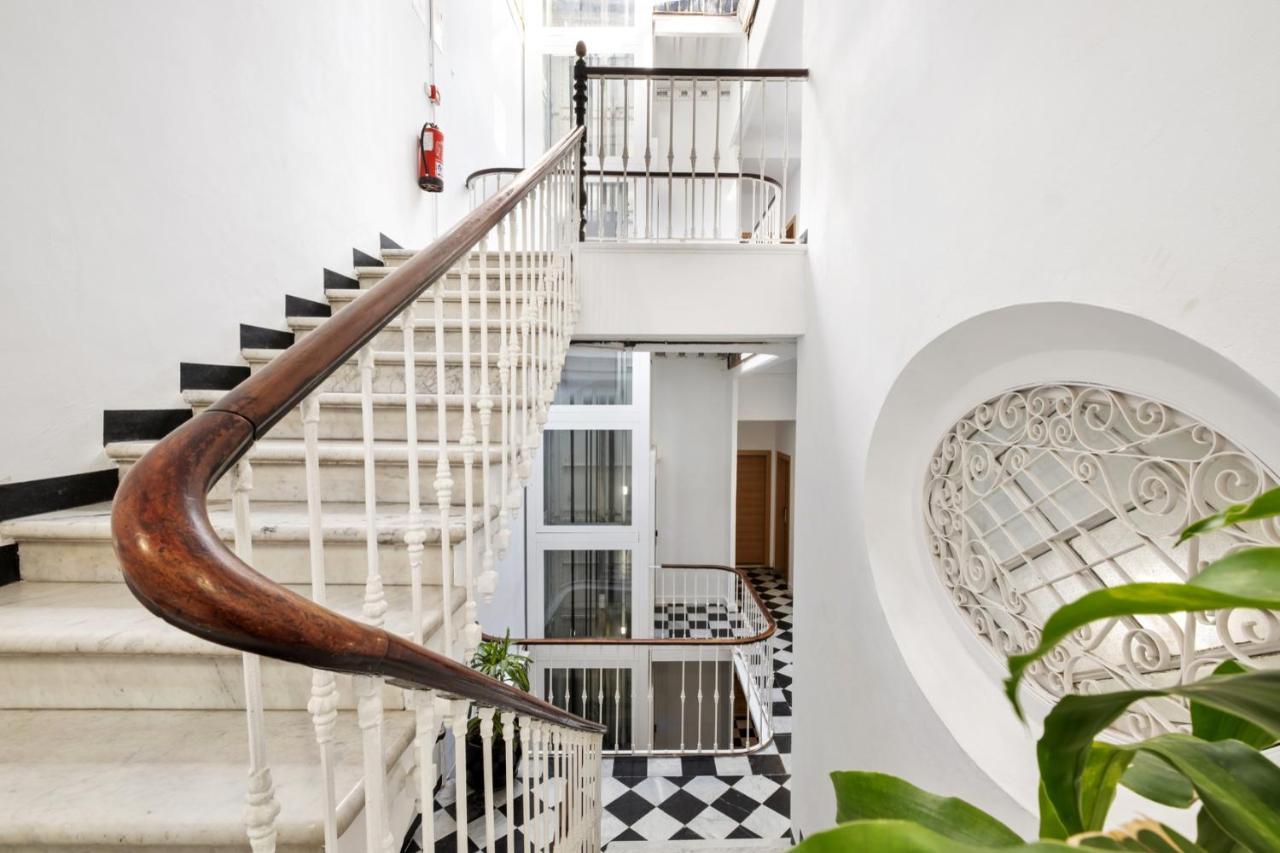Malaga City Suites Εξωτερικό φωτογραφία