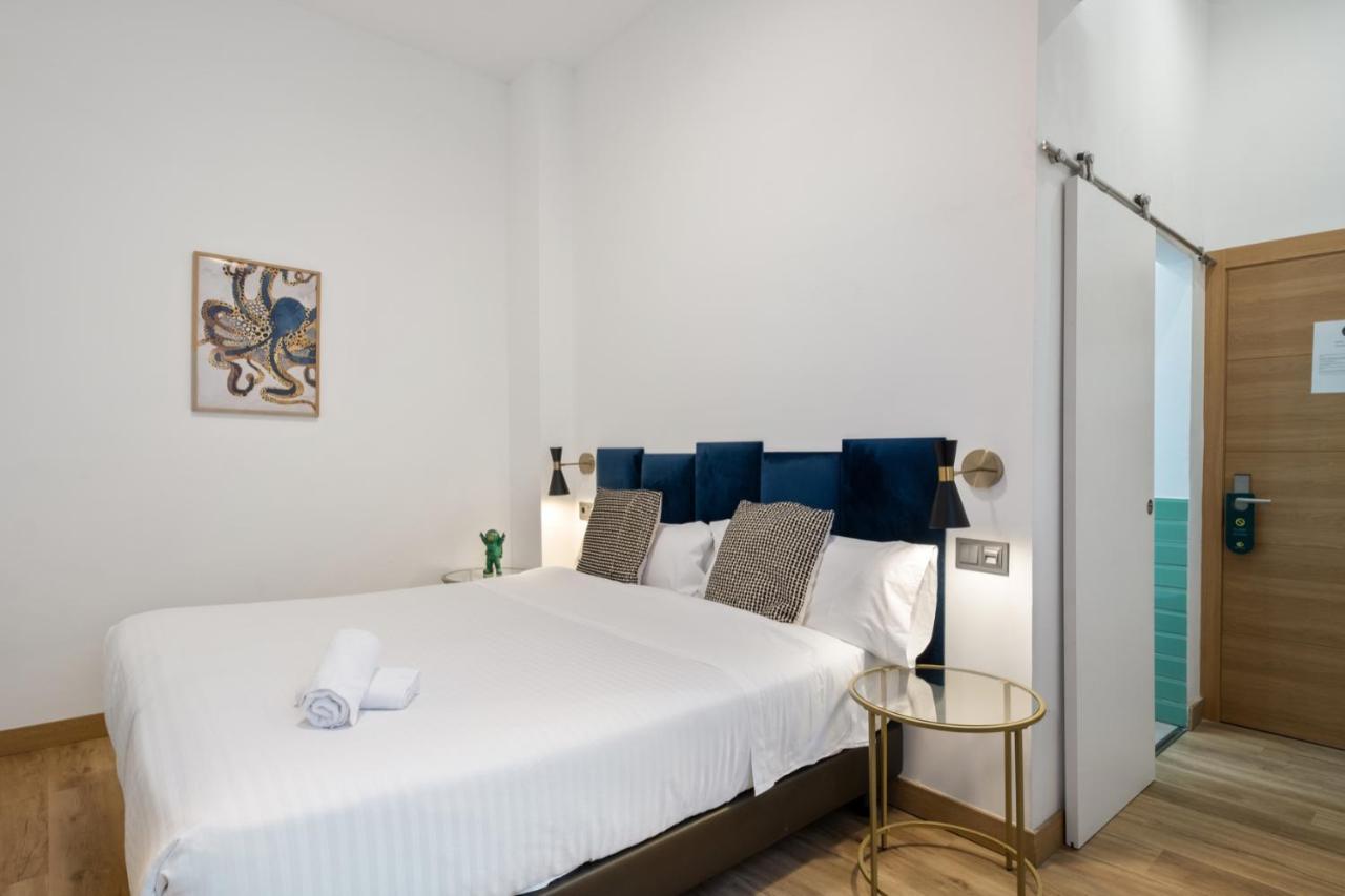 Malaga City Suites Εξωτερικό φωτογραφία